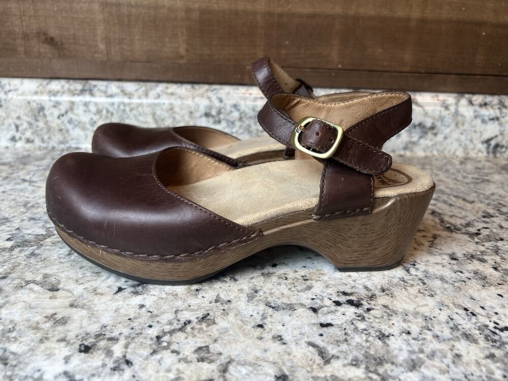 Dansko Sam Mule Clogs Size 6.5 EU 37 Brown Vintage Leather Mary Jane Wooden